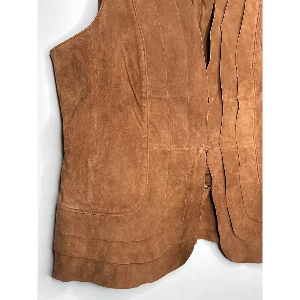 Chico’s Suede Leather Vest Brown Scalloped Hem western cowgirl Size 1 Medium